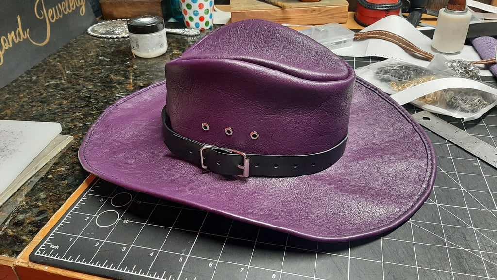 WESTERN HAT