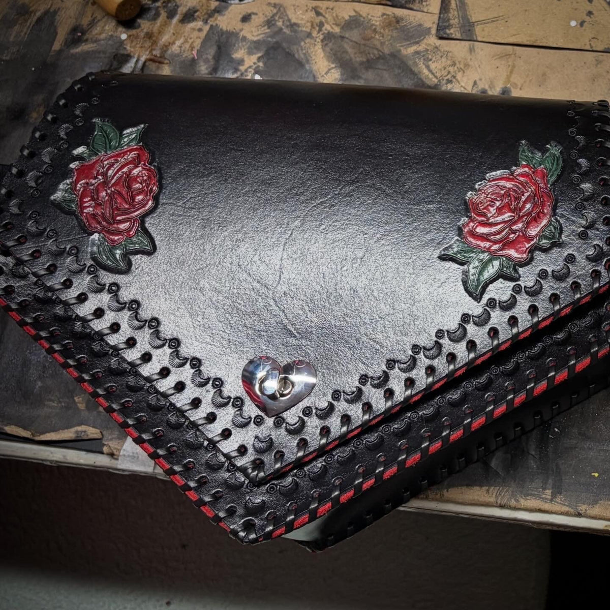 CROSSBODY FESTIVAL PURSE