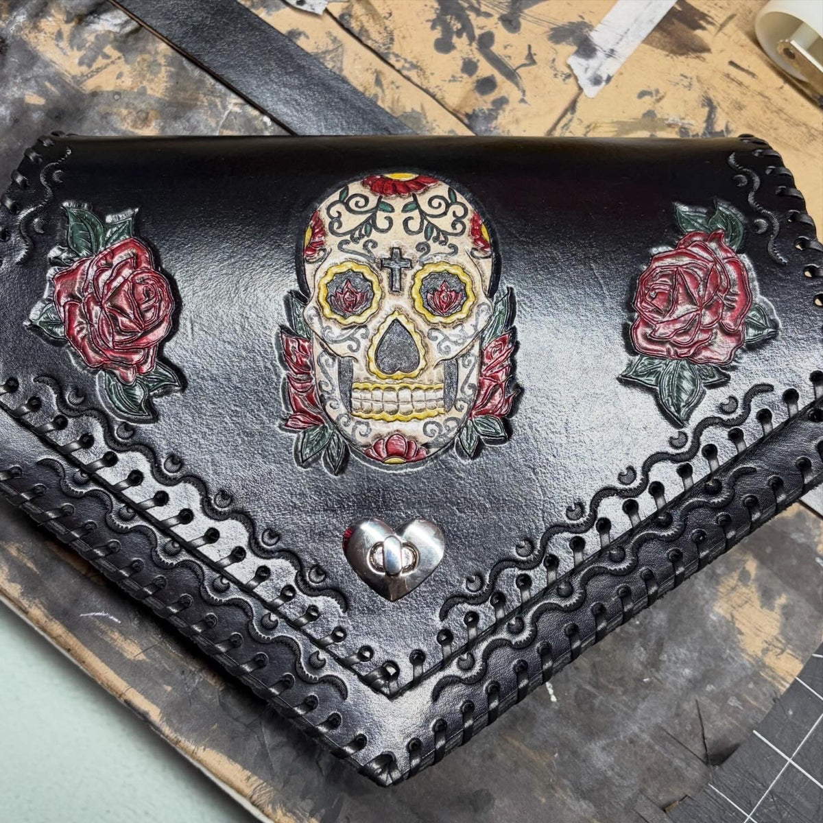 CROSSBODY FESTIVAL PURSE